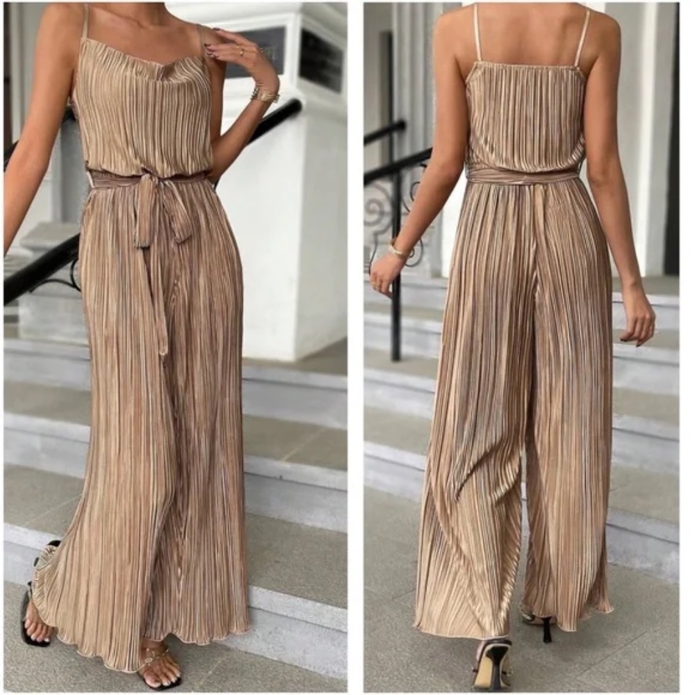 Luxe Dark Green Pleated Belted Wide Leg Cami Jumpsuit - Picture 4 of 7